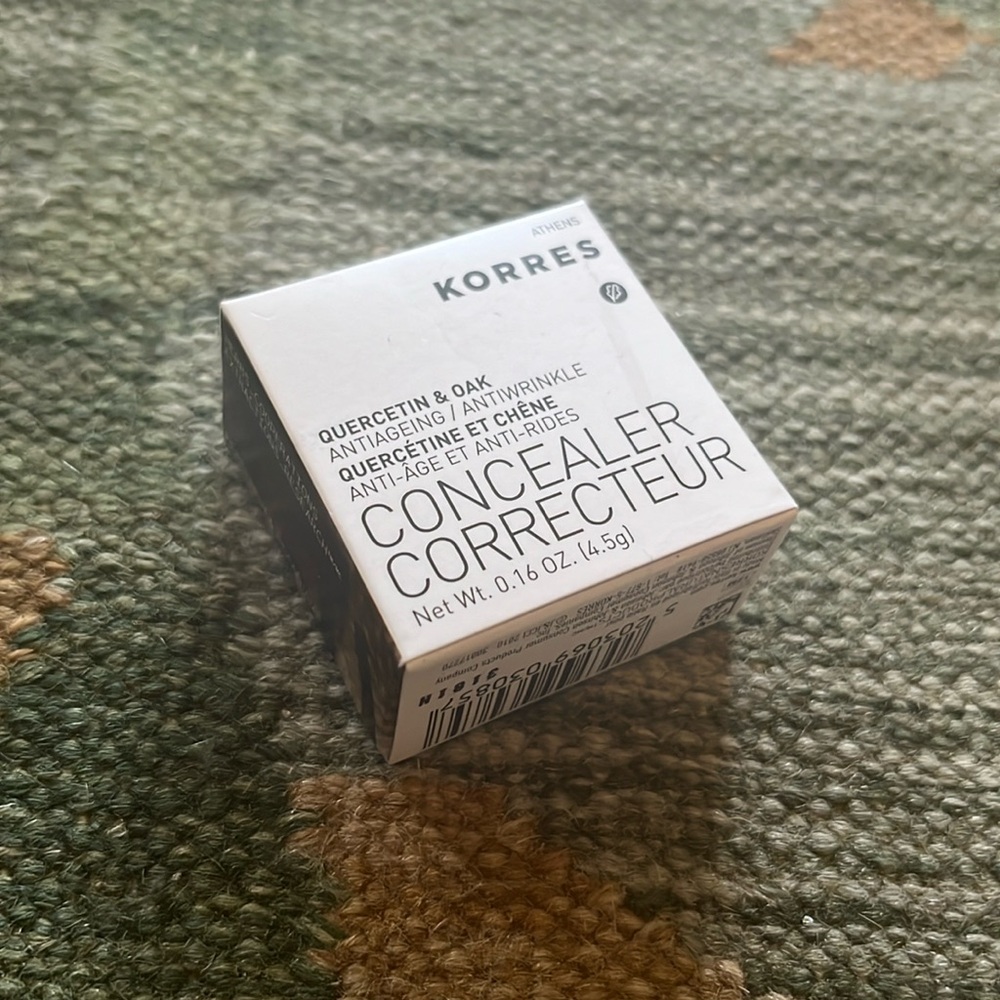 TRADED Korres concealer